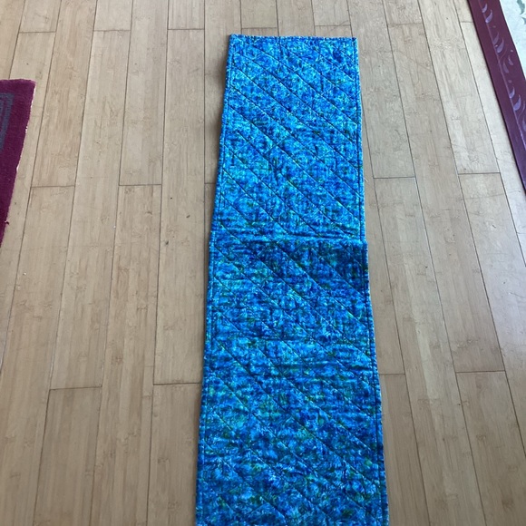 Colorful Geometric Table Runner - Picture 3 of 4